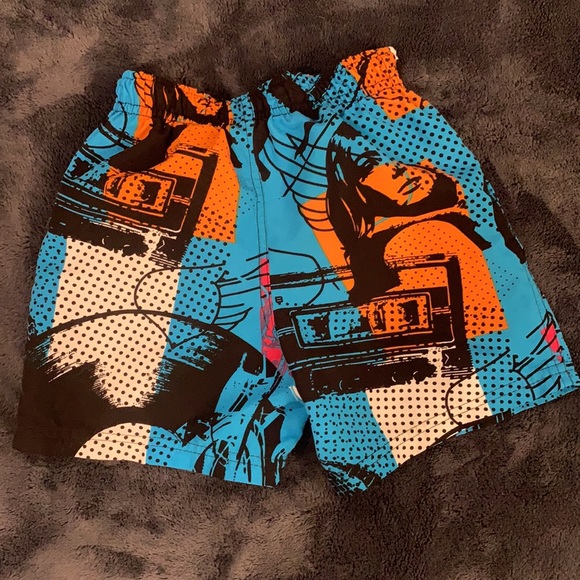 Boys Swim Shorts Small - Picture 6 of 8